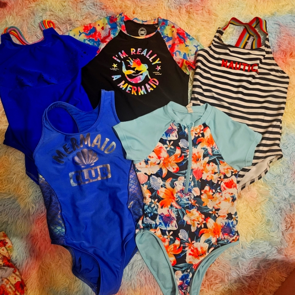 Nautica 5 Piece swimsuit set size 7/small